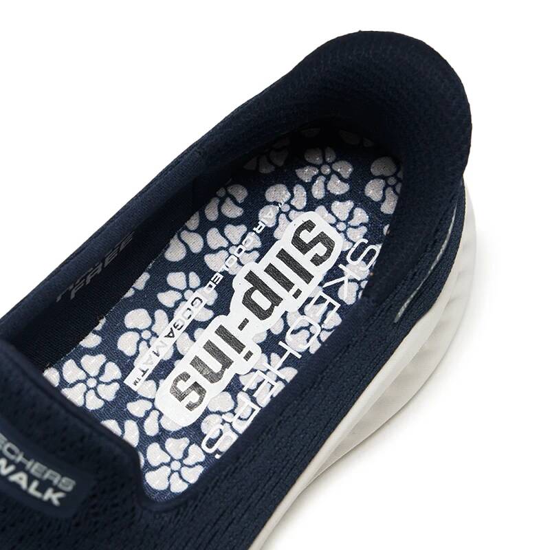 Skechers 125644-NVW Dames Slip - Knit Fabric Lace Up Sneakers recensie en prijs
